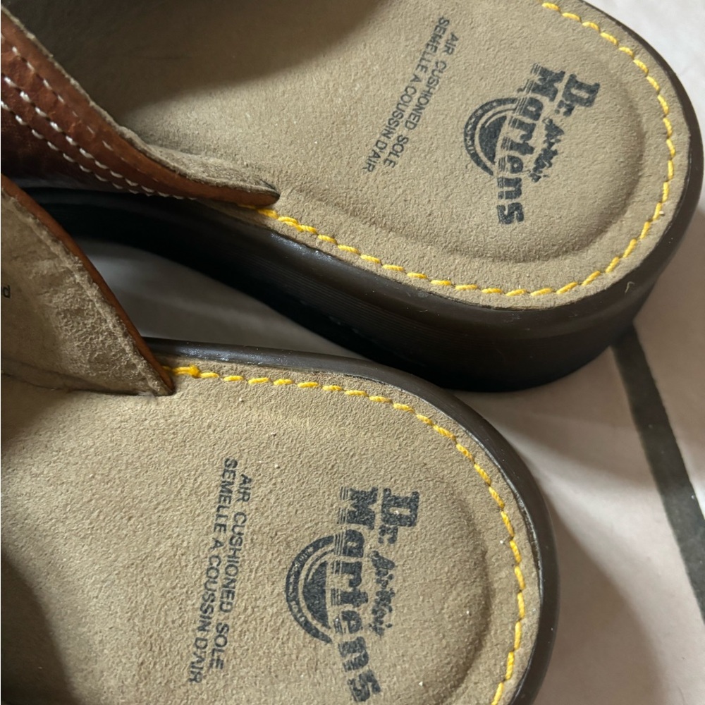 Dr. Martin flip flop sandals - Picture 3 of 11